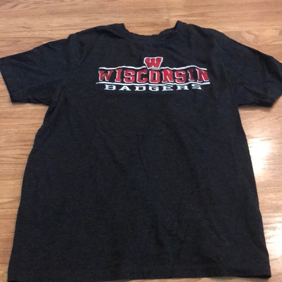 Wisconsin Badgers College Tee Size XL - Picture 1 of 5